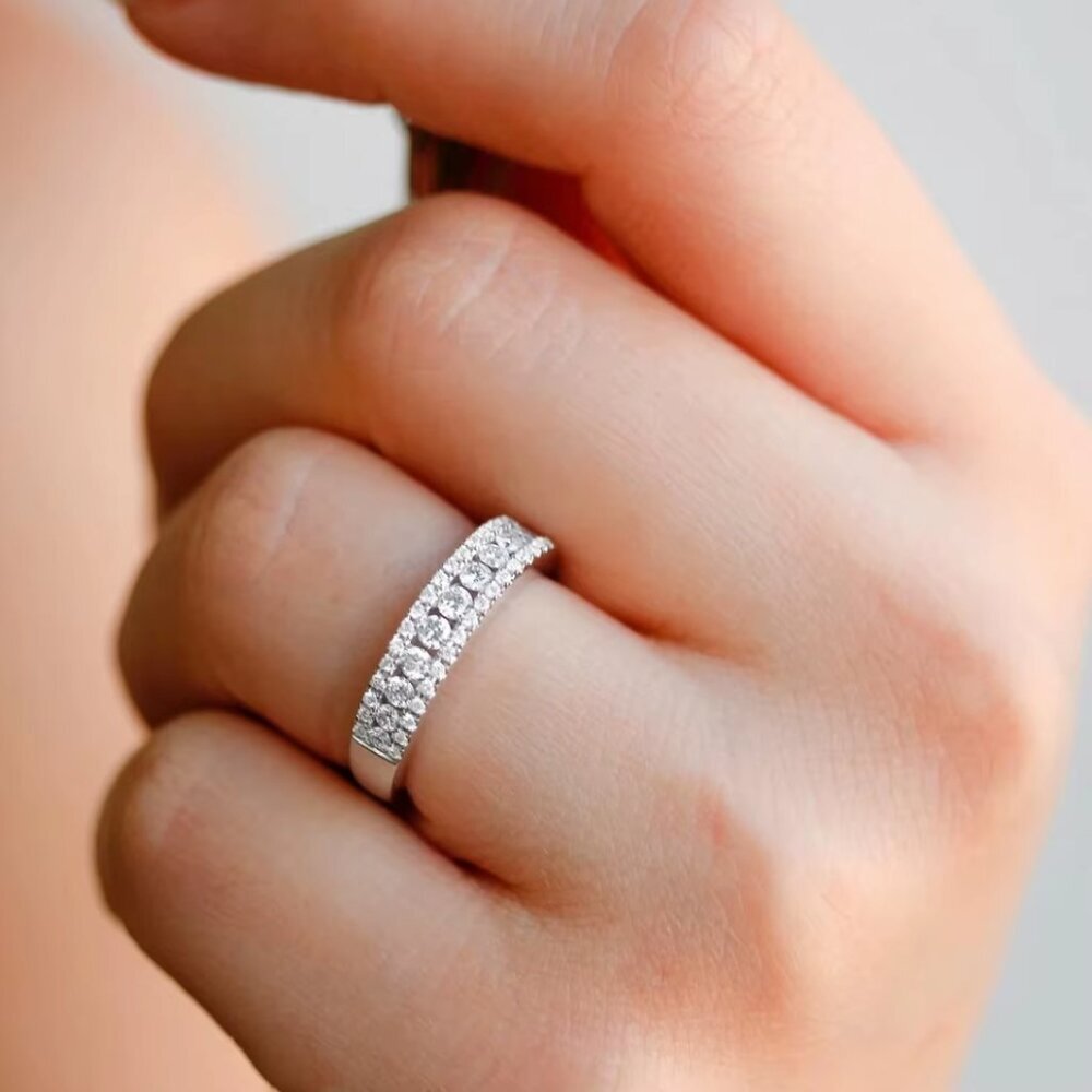 NEW 18k White Gold Diamond Ring Band